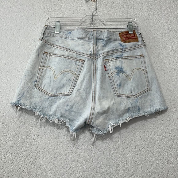 Levi’s 501 Button Fly Bleach acid Wash Denim Shorts - Picture 6 of 14